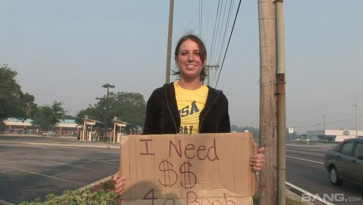 Seducing brunette bitch gets fucked in amateur porn video in the open