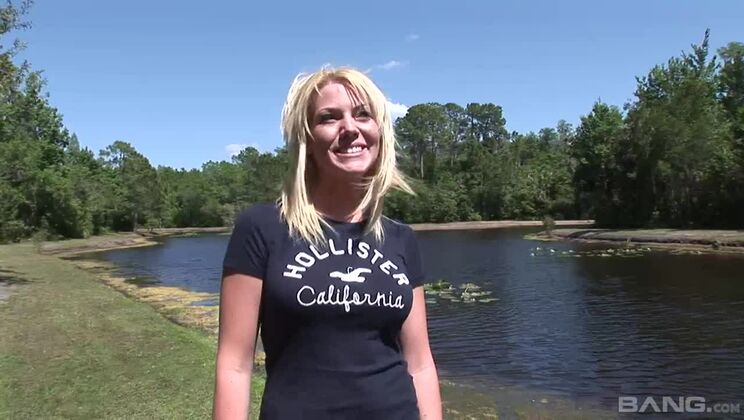 Supreme tattooed whore performin in amazing amateur sex video in the open