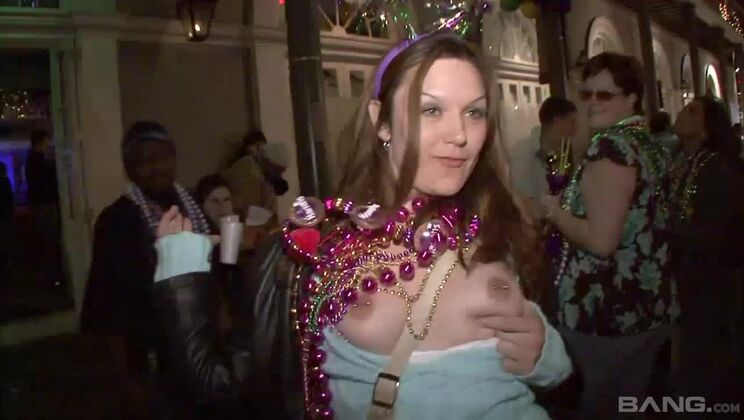 Seductive yellow-haired lady featuring hot amateur porn outside