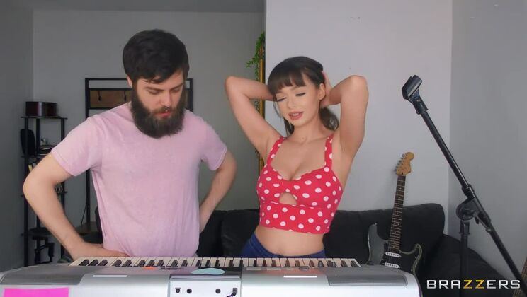 Big Tittied American Lassie Licks amp  Fucks Musician