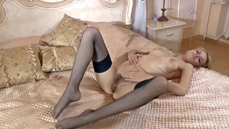Blonde Kira S Loves Showing Off in Lingerie & Stockings
