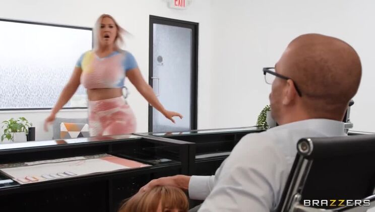 Threesome with Big-Chested Secretary: Jenna Starr and Angel Youngs