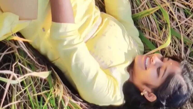 Adorable Girl in Yellow Suit Having Hardcore Fun in Fields with a Generous Lover