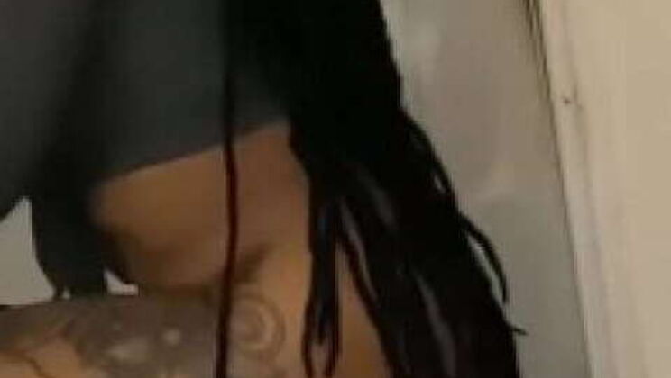 Ebony Ass & Pussy Inspection Before Exiting My Halfway Home!