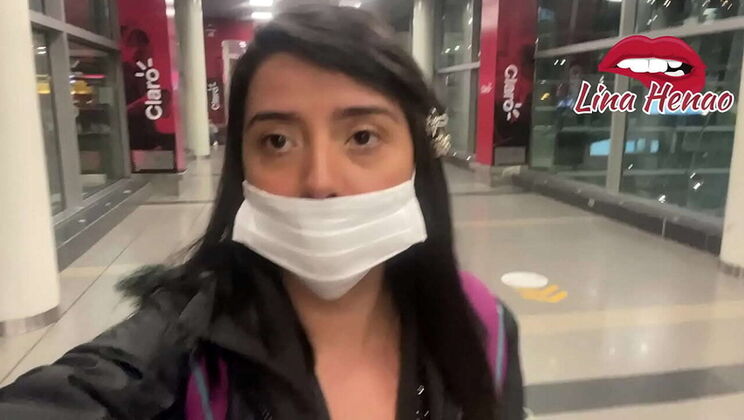 Naughty Teen Lina Henao Masturbates on Plane Until She Squirts - Outdoor Exhibitionism