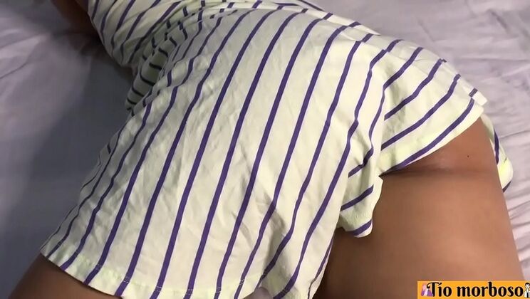 Hot Latina Brunette Lets Go of Her Sweet Tooth in Homemade Amateur Fuck with Cumshot