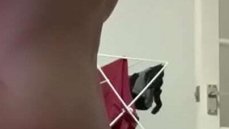 Amateur MILF Wife Kissing and Grinding Training