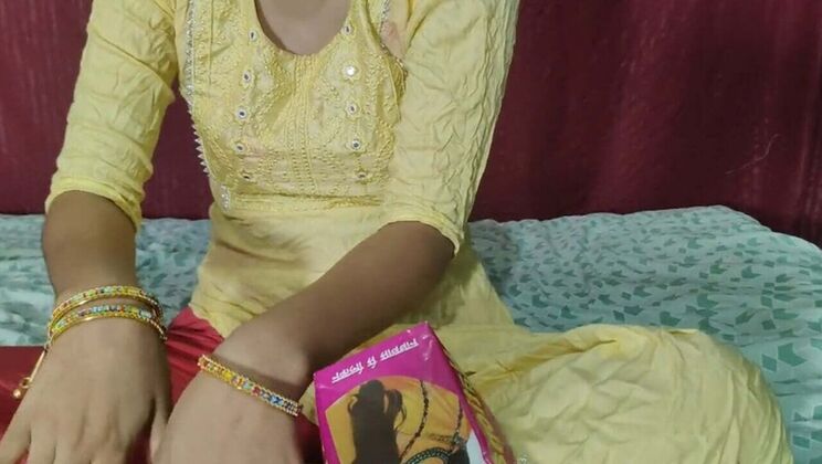 Young Indian Jawan Fucks Hot Desi Aunty After Giving Her a Gift - Hardcore Rough Sex