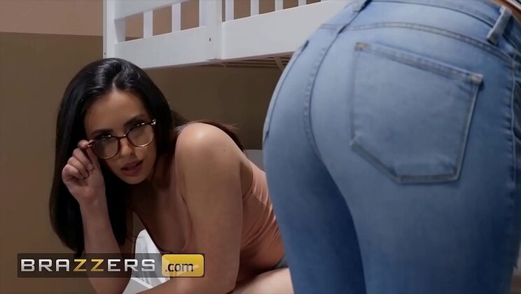 Casey Calvert & Kendra Spade Face Sitting Fun - Big Tits Brunettes Scissoring & Squirting - Brazzers