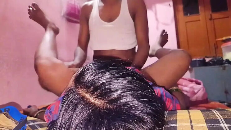 Desi Bhabhi Hot Sex with Old Man - Big Ass Indian Mature Enjoying Hardcore Action