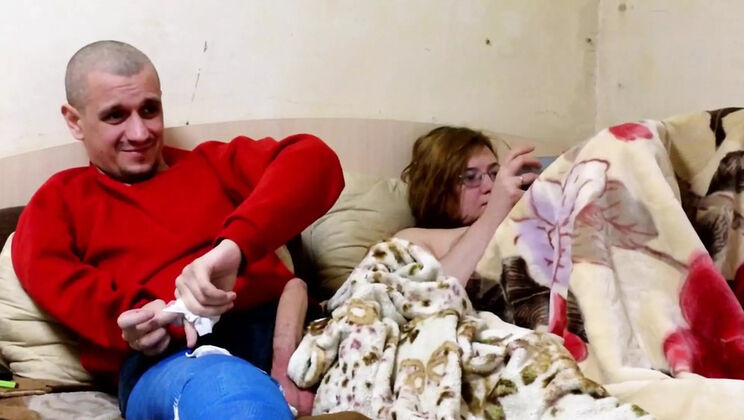 Stepbrother Fucks Stepsister in Cast - Hot Homemade Taboo