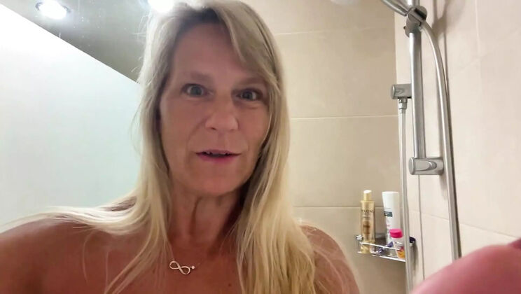 Hot MILF Pisses 3 Times Outdoor - Dirty Vacation Solo Fun