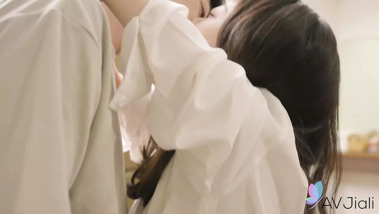 Sexy Chinese Yuli gets fingered and fucked hard by her boyfriend in HD