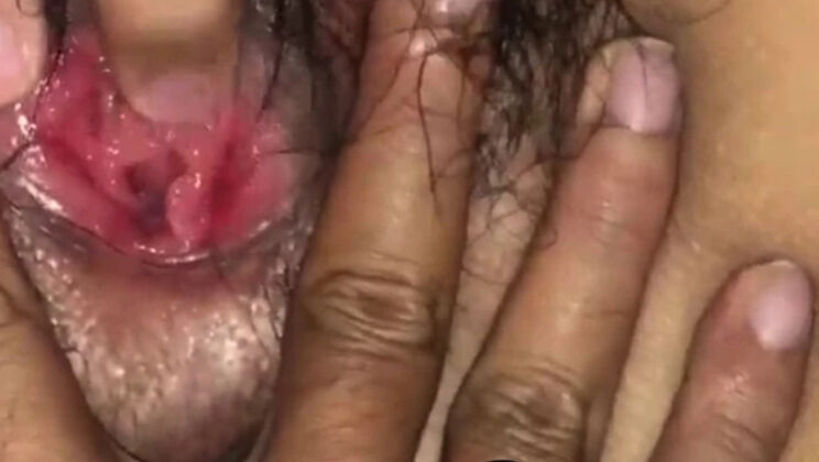 Hot Sri Lankan Bhabhi Badu Dasun Fucking Tight Pussy - Desi Homemade Sex