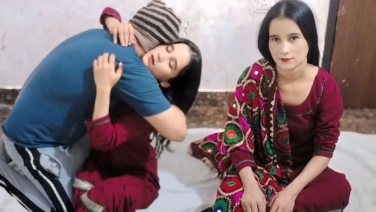 Hot Muslim Aunty Fucked Hard in Doggy Style - Desi Homemade Sex