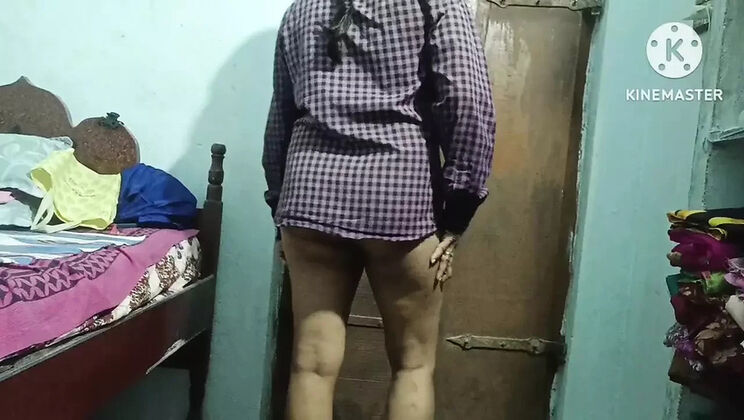 Hot Telugu Wife Cheats on Husband with House Owner - Indian Couple Fucking Hard