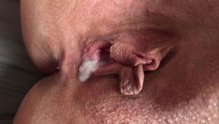 Small tits BBW gets spoon fucked hard - dripping creampie close-up