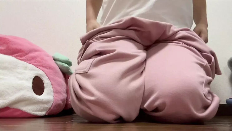 Japanese College Girl Solo Masturbation - Horny Amateur Fingering Pussy in the Countryside