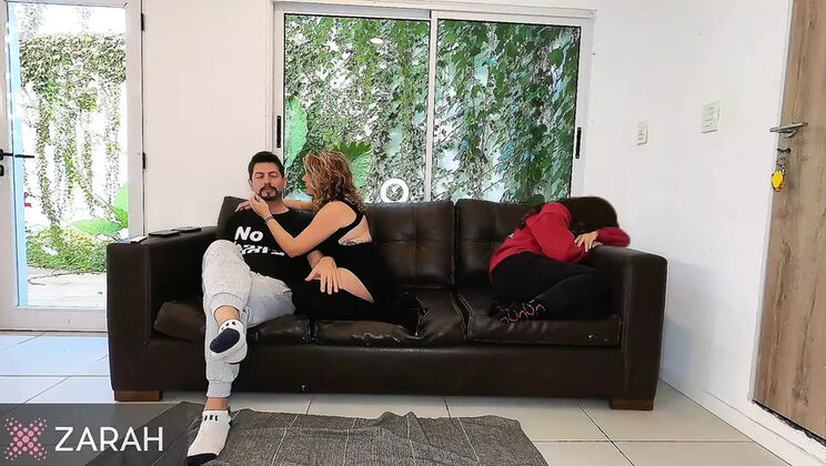 Hot Latina MILF Zarah Fucks Sister's Husband in Secret - Cheating Creampie Action!
