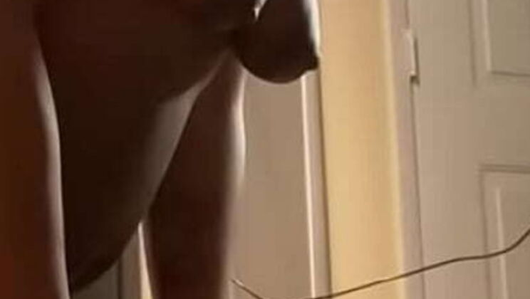 Hot MILF Slimpetitee Swallows Big Cock and Loves Cum