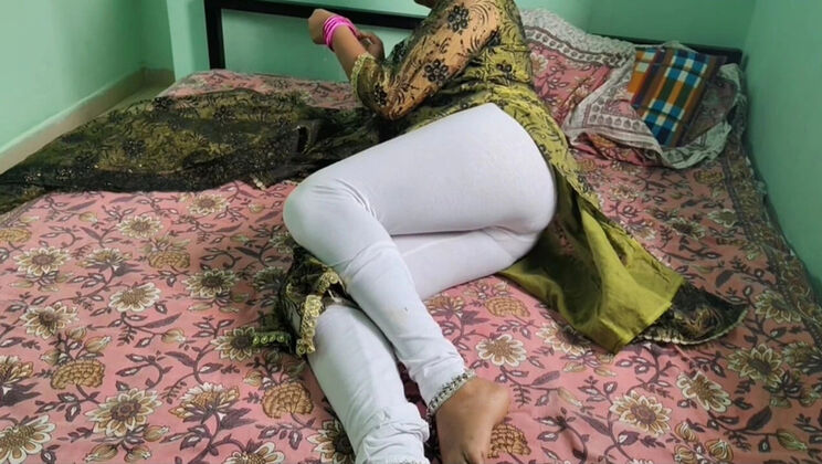 Desi Indian Bhabhi Fucks Devar Hard - Big Ass Doggy Style Sex in Hindi