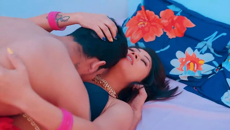 Indian Big Brother Fucks Tight Pussy - Deep Throat & Creampie
