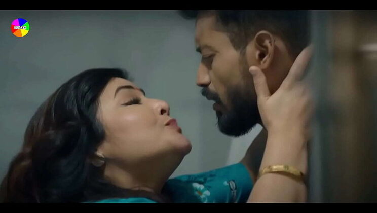 Desi Bhabhi Fucked Doggystyle By Brother-In-Law After Sleeping - Big Boobs Indian Sex