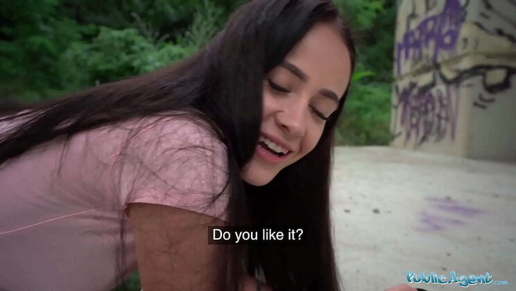 19 Year Old Teen Chloe Bailey Gets Hardcore Outdoor Fuck in the Rain - Big Cock POV