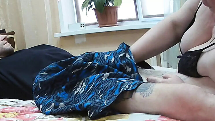 Zona901's Unforgettable Blowjob: Mouthful of Cum Swallow