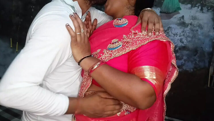 Veermati Desi GF BF OYO MMS Leaked - Village Girl Pink Pussy Rough Fuck