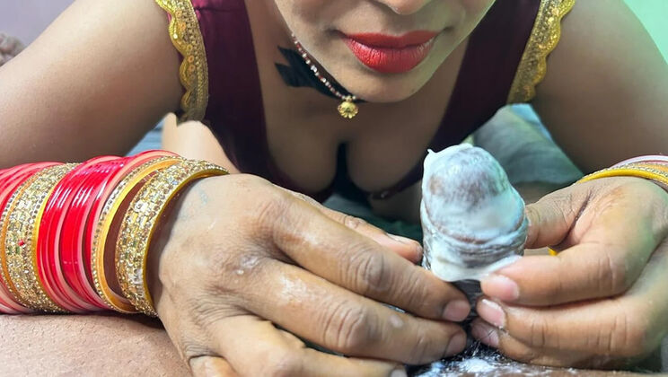 Bhabhi Handjob - Royalbhabhi & Mornikumari Give Wet Hand Relief, Cumshot & Creampie Fun