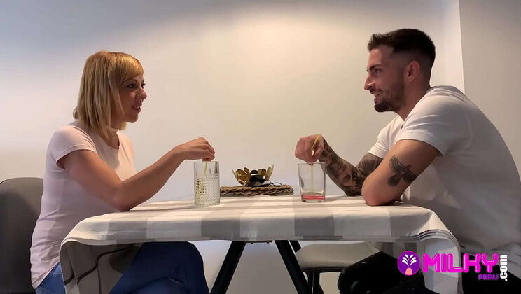 Horny Spanish MILF from Tinder Fucks Hard in Amateur Blowjob and Doggystyle