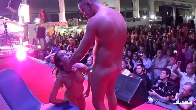 Francys Belle Blows Victor Bloom's Big Dick in Public - Horny Brazilian Teen Fucks Spanish Stud