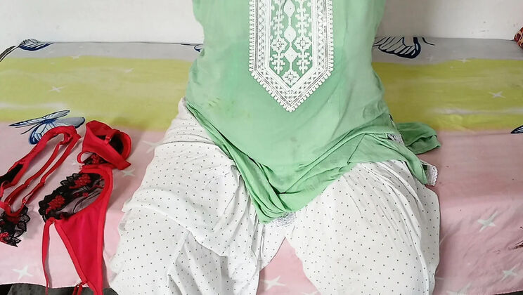 Indian MILF Cheating on Customer - Fingering and Clothes Change in Front of Him