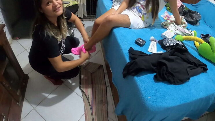 Amateur Teen Latina Petite First Time Fucking With El Toro De Oro