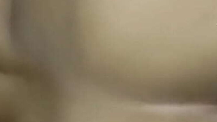 Fucking My Friend's Hot Mom Sara Gostosa - Mature Latina MILF with Big Ass