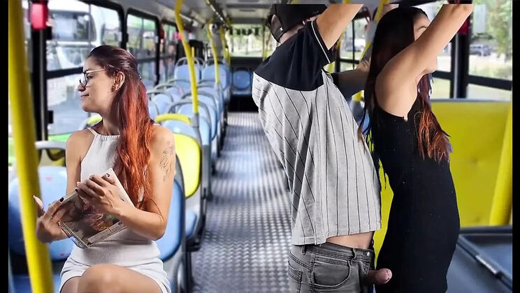 Naughty Girl on Bus Gets Cummed by Ksalnovinhos and Fanny Squirting