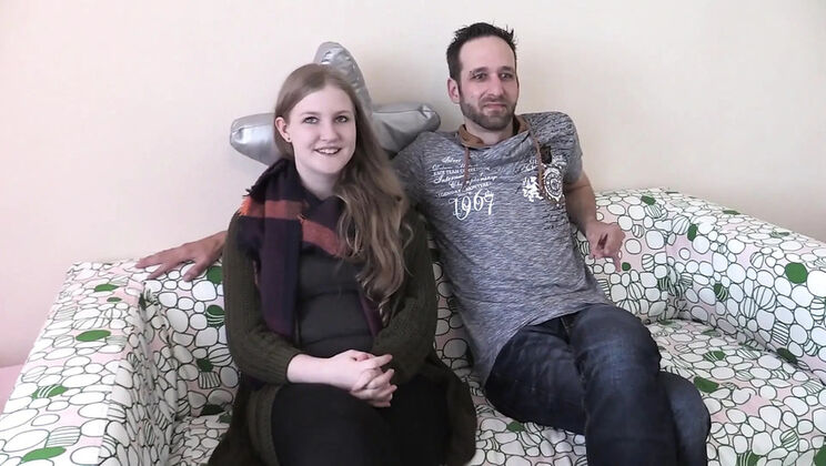 Julia Robinson 1983 Amateur Blowjob and Cumshot in German HD