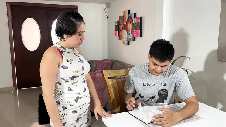 Big Ass Latina Stepsister Hot Model Drawing Turns Into Hardcore Fuck