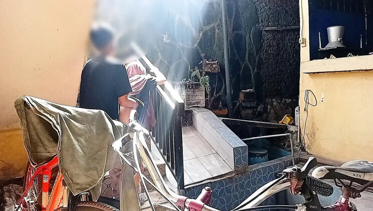 Hot Indonesian Hijab Housewife Gets Passionate Creampie From Stepcousin