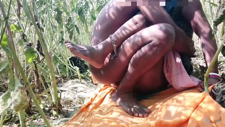 Jija Fucks Sali in Jungle - Outdoor Public Sex with Big Tits Indian Aunty Viral