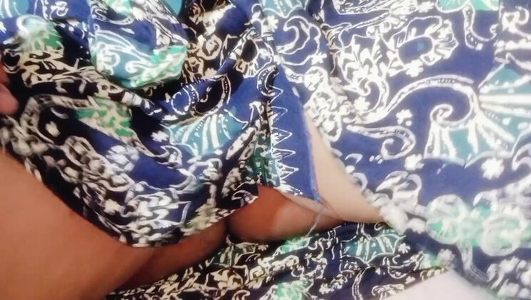 Hot Indonesian Hijab Teen Squirting Orgasm - Best Amateur Porn