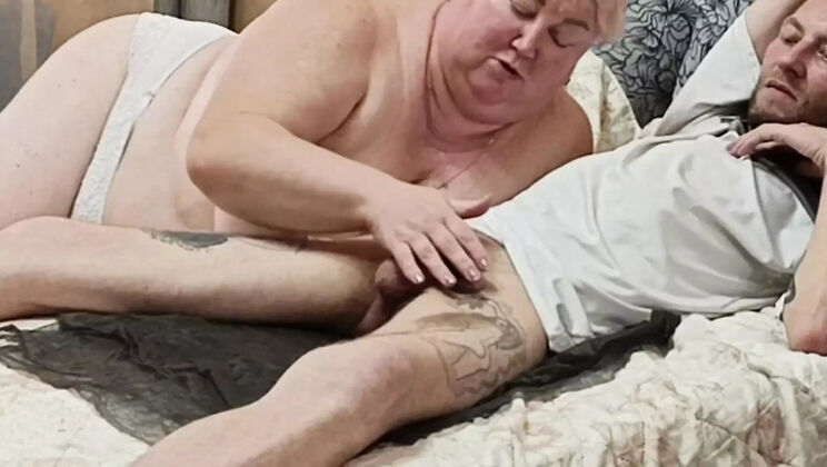 Stepmom BBW Gives Perfect Blowjob and Swallows Cum Load