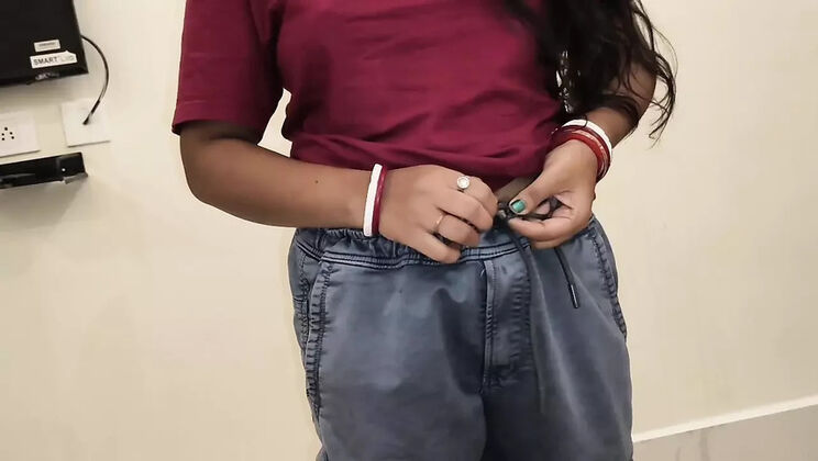 Indian Desi Bhabhi Horny Fuck with Step-Brother - Raja Puja Big Ass Riding Orgasm