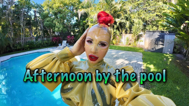Amateur Florida Girl in Full Latex Pool Fetish Solo Afternoon
