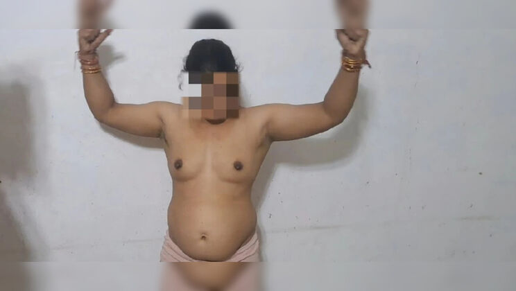 Desi Gym Girl Shows Hot Body After 2 Days Workout - Passionate Blowjob and Cumshot with Desi Boy