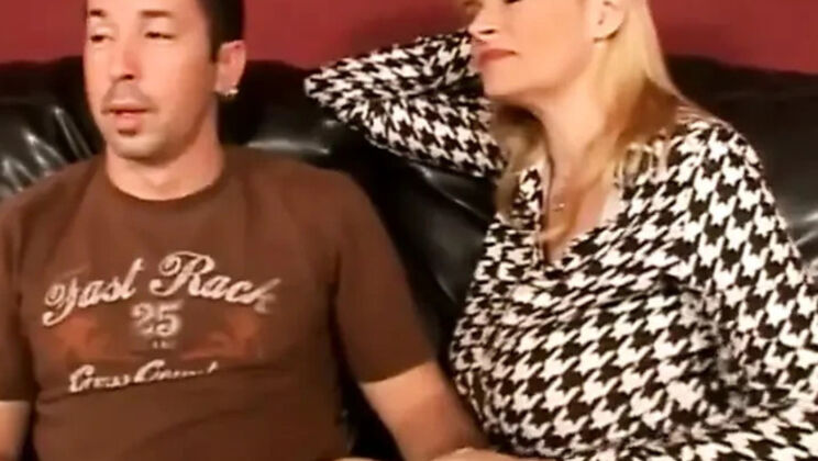 Blonde MILF Lynn LeMay Big Boobs Hairy Pussy Fucking Johnny Thrust