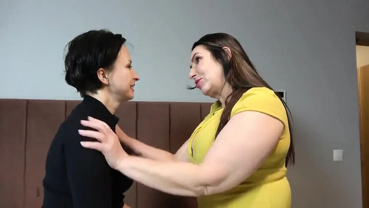 Lesbian Doggy Style Fuck with Wanilianna and Josephine James - Hairy BBW Strapon Action