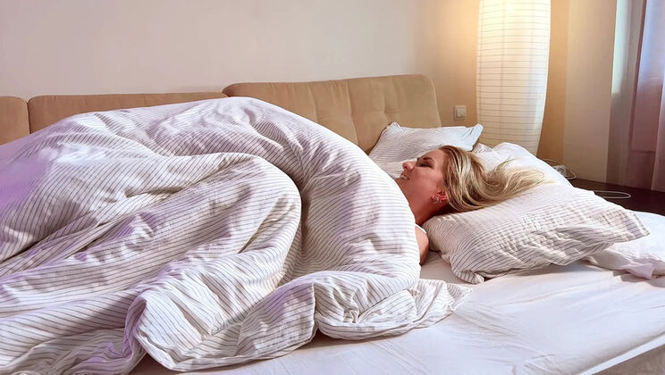 Morning Surprise Fuck with Blonde Milf Andre Love - Big Tits & Big Ass Doggy Style Orgasm