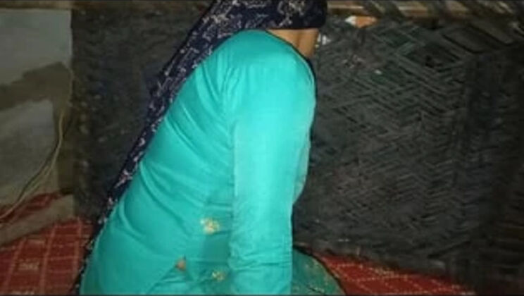 Desi Village First Time Doggy Style - Hindi Audio Full Story with Hot Indian Aunty